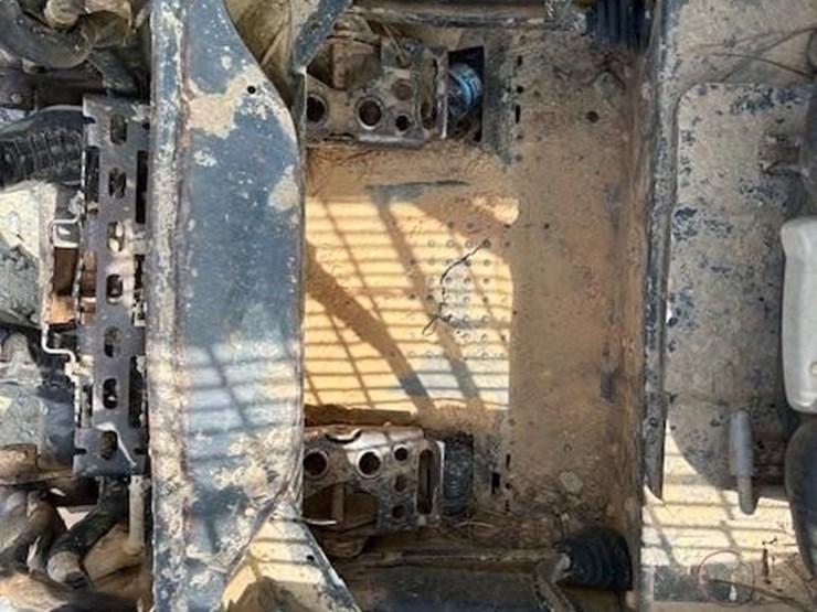 2016-bobcat-t590-image-21