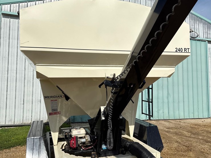 2008-friesen-240rt-image-20