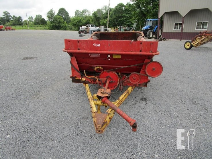 new-holland-519-image-1