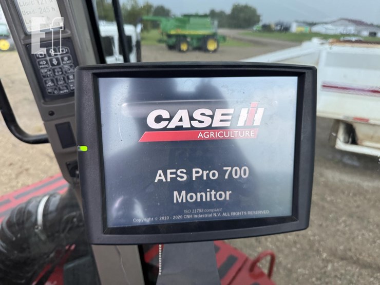 2014-case-ih-steiger-500-quadtrac-image-17