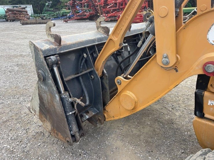 2013-case-580sn-image-4
