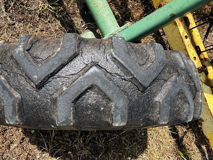 john-deere-660-image-7