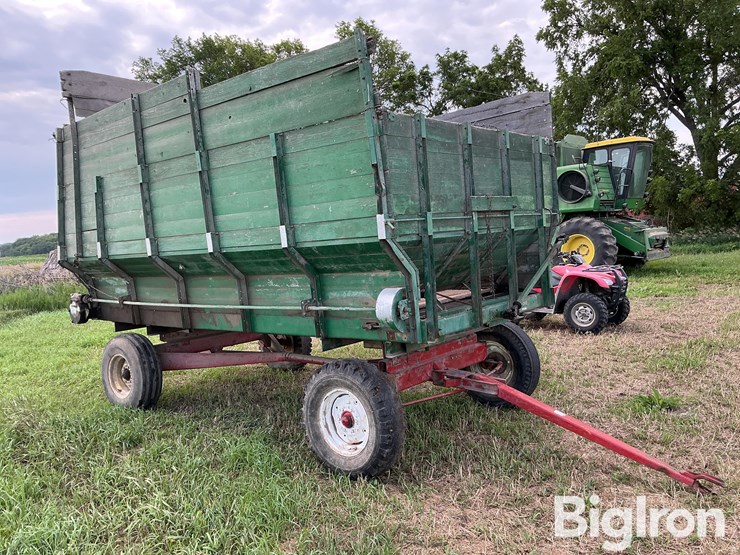farmhand-forage-wagon-image-3