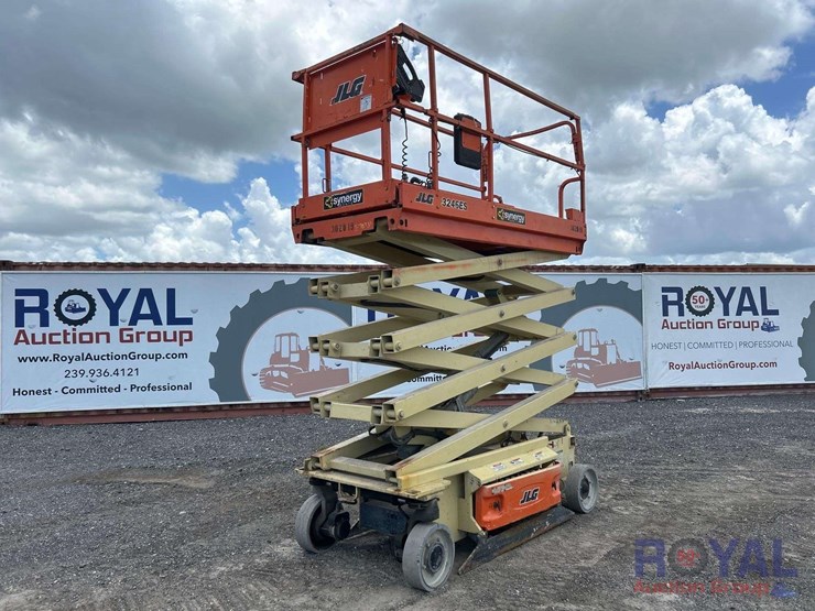2018-jlg-3246es-image-1