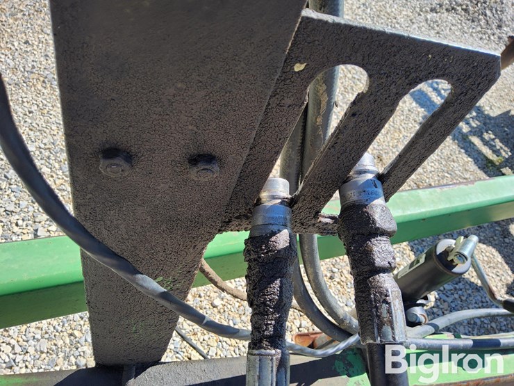 john-deere-510-image-11