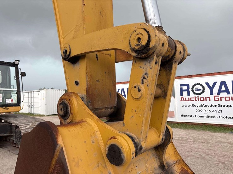 2004-caterpillar-345b-image-19