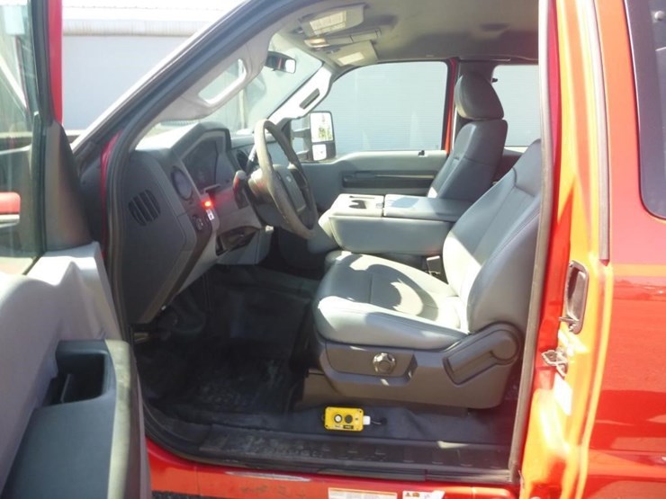 2014-ford-f450-image-16