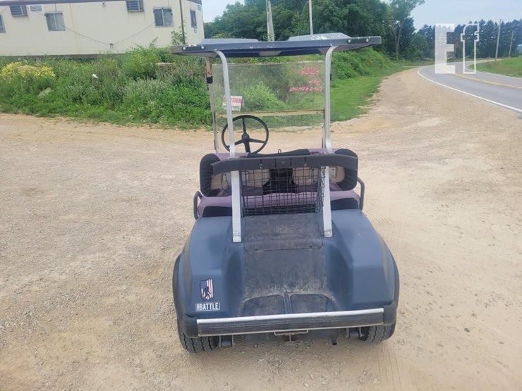 club-car-gas-powered-golf-cart-6586-image-6