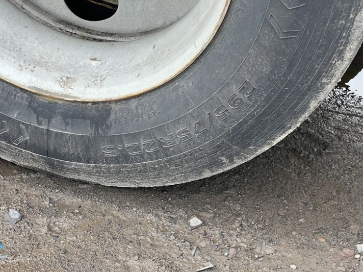 2019-utility-flatbed-image-8