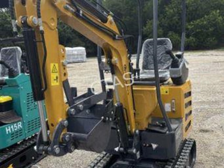 #109-•-cfg-industrial-mini-excavator-image-1