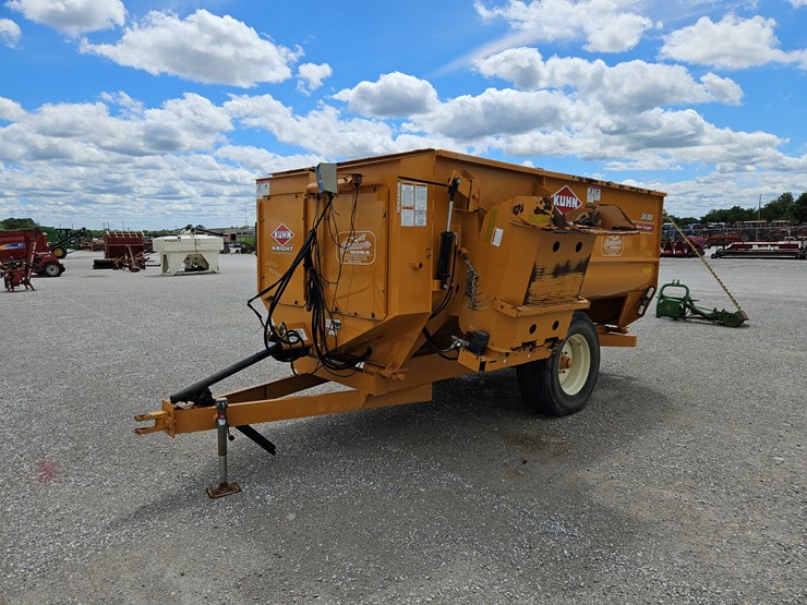 kuhn-knight-3130-image-1
