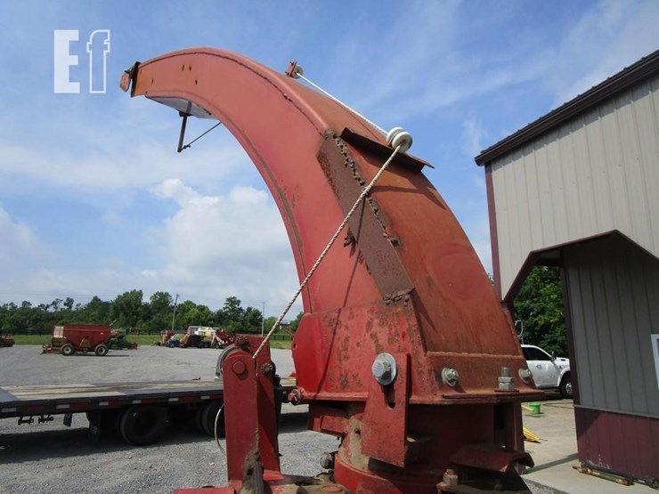 new-holland-790-image-7