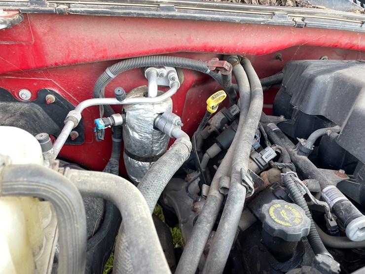 #1040-•-2000-chevy-1500-truck-(has-wi-title)-image-104