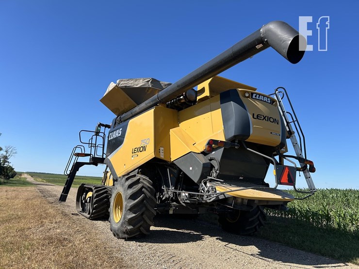 2012-claas-lexion-750tt-image-6