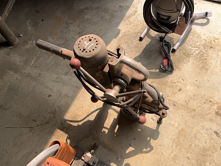 bux-drill-press-support-equipment-image-1