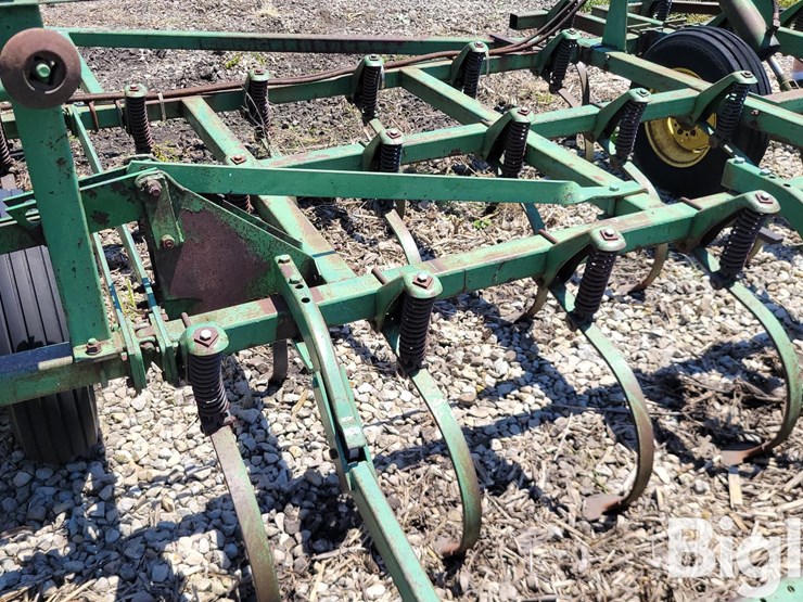 john-deere-1010-image-20