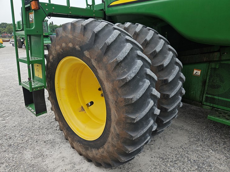 2010-john-deere-2010-image-16