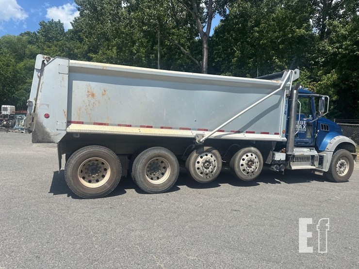 2021-mack-granite-64fr-image-9