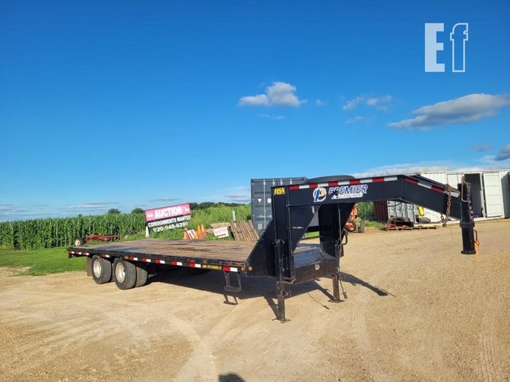 2014-big-tex-24-foot-gooseneck-trailer-image-4