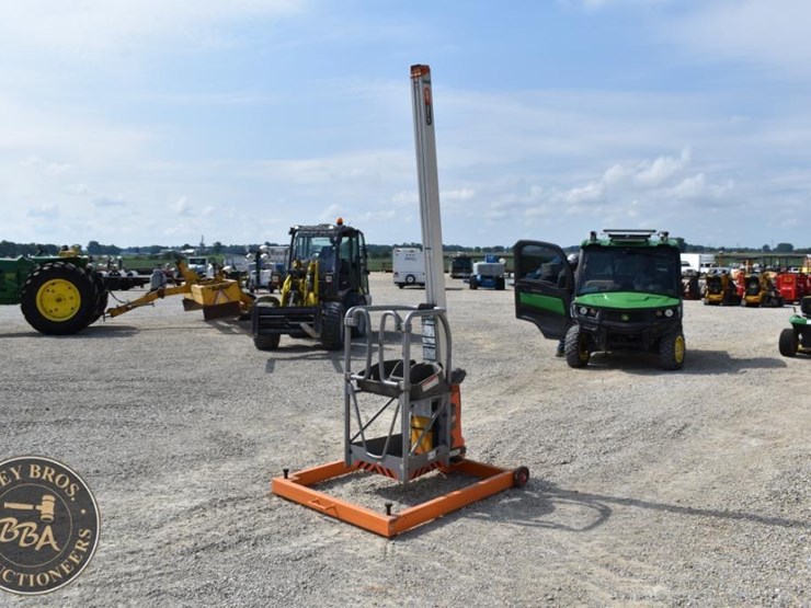 2012-jlg-fs80-image-12
