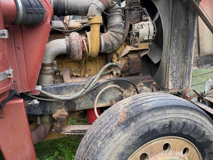 1987-peterbilt-359-image-30