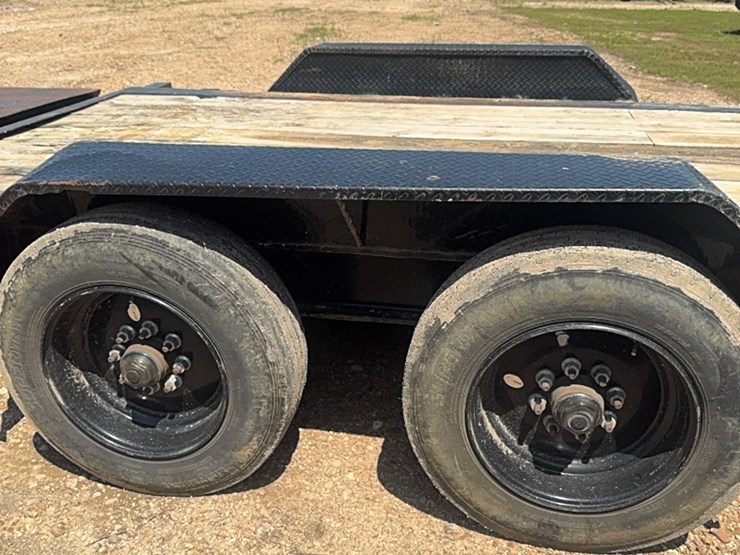 2021-load-trail-equipment-trailer-image-7