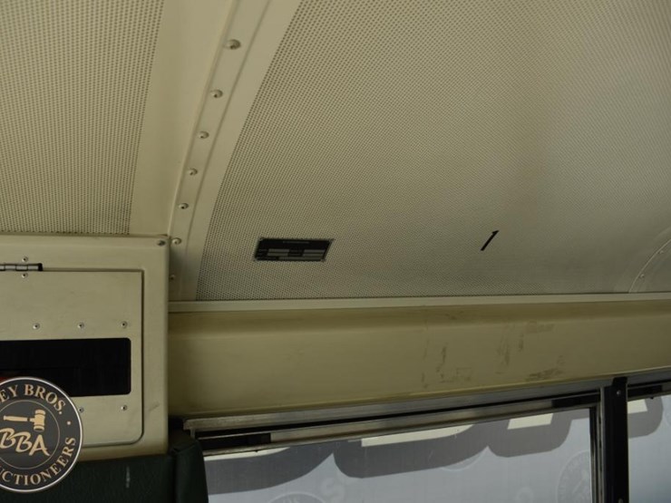 2012-ic-bus-ce-image-47
