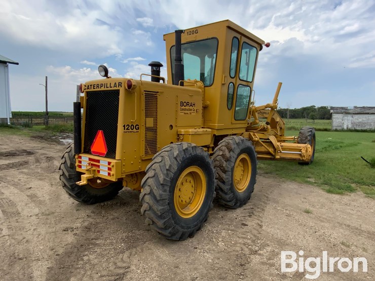 1977-caterpillar-120g-image-5