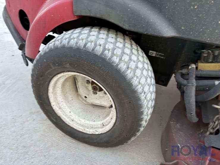 2018-toro-groundsmaster-7200-image-12