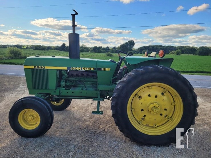 john-deere-2840-image-12
