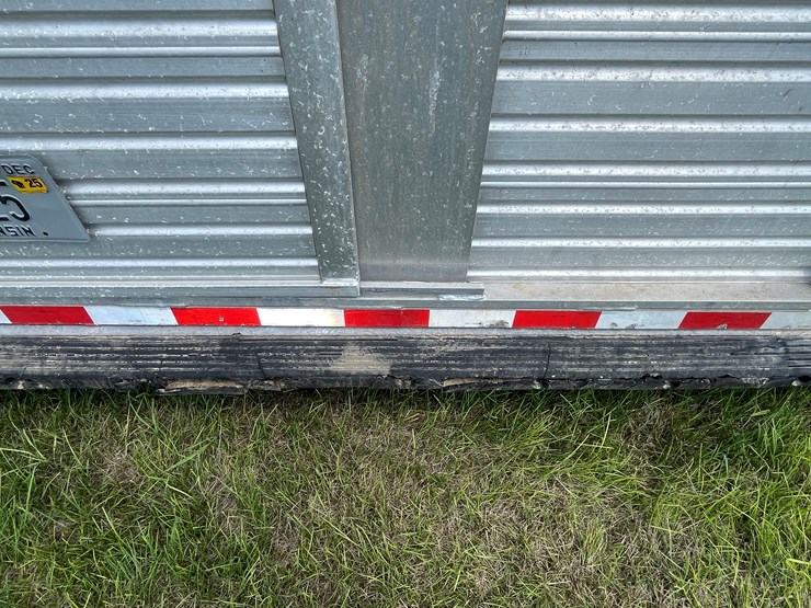 #1029-•-2002-c&c-20'-gooseneck-aluminum-trailer-(has-wi-title)-image-26