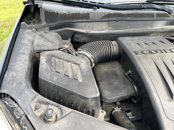 #1041-•-2014-chevy-equinox-awd-(has-wi-title)-image-101