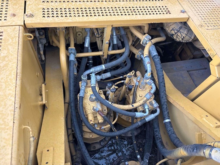 2004-caterpillar-345b-image-26