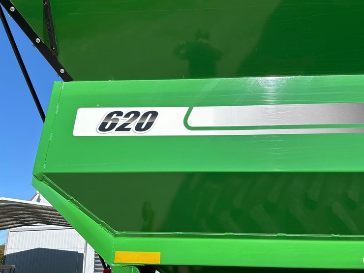 2013-j-and-m-620-14-grain-cart-image-6