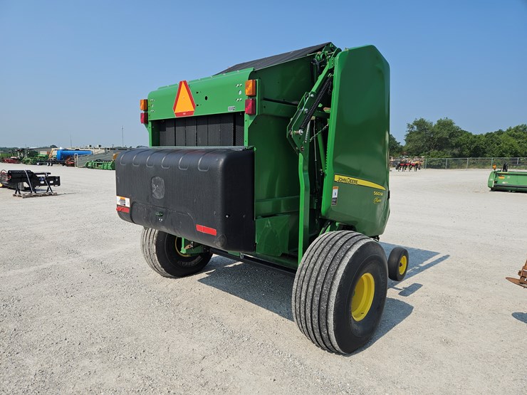 2019-john-deere-560m-image-8