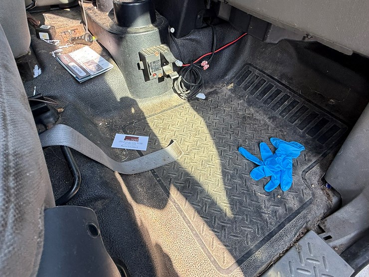 2004-ford-f150-image-23