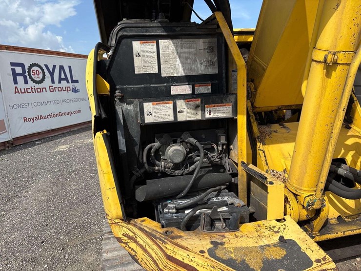 2005-kobelco-135sr-image-21