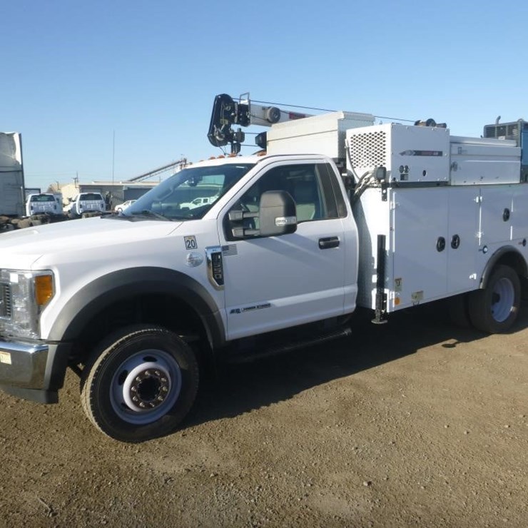 2017 FORD F550