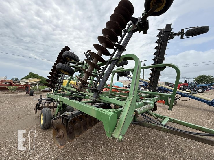 john-deere-30-image-18