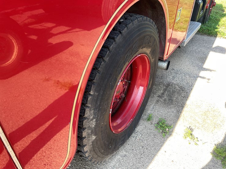 #1017-•-1985-retired-firetruck-(has-wi-title)-image-35