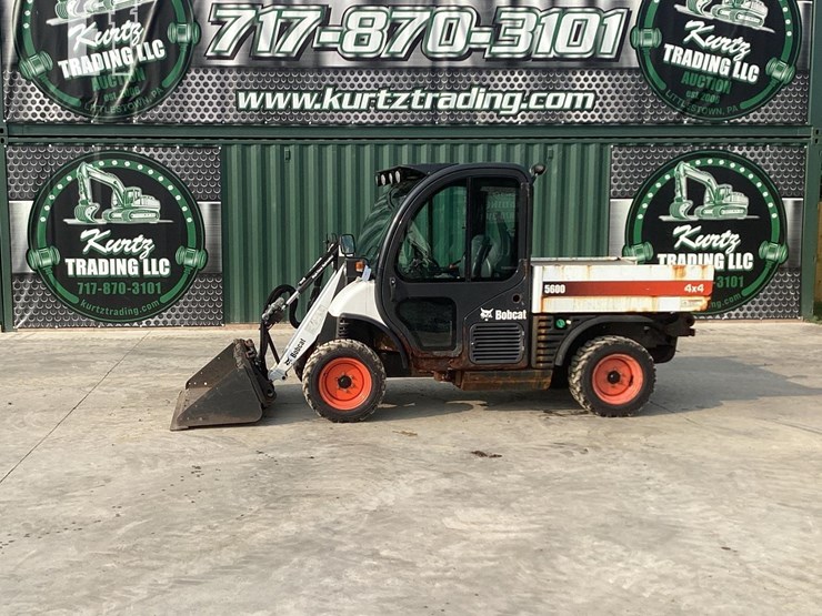 2017-bobcat-toolcat-5600-image-1