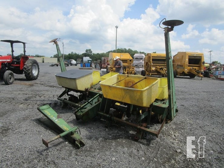 john-deere-7000-image-9
