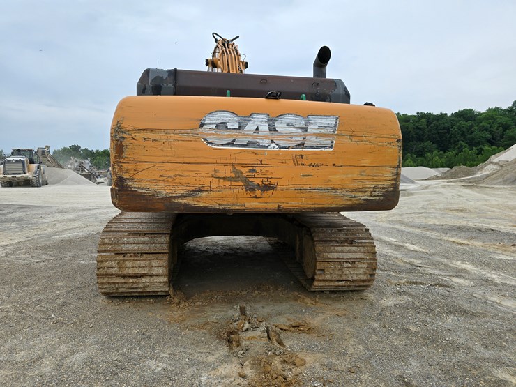 2012-case-350c-image-27