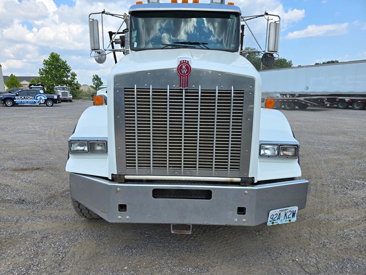 2012-kenworth-t800-image-69