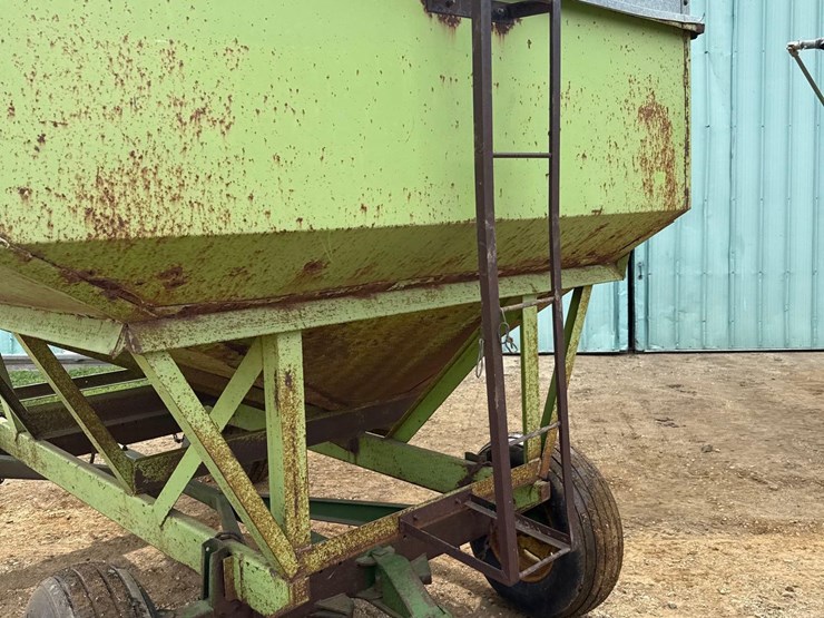 parker-200bu-gravity-wagon-image-7