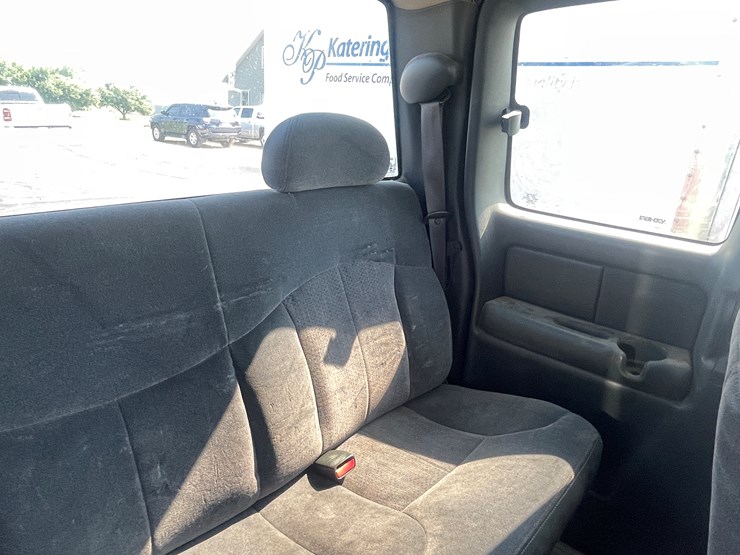 #1040-•-2000-chevy-1500-truck-(has-wi-title)-image-66