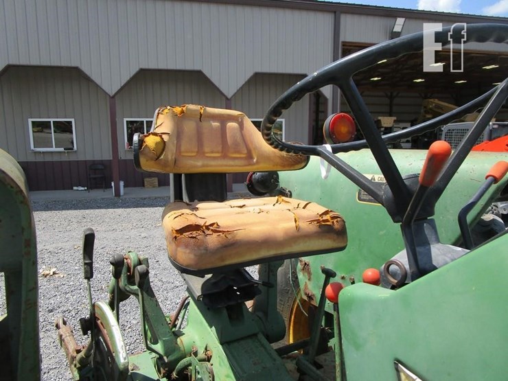 john-deere-2940-image-6