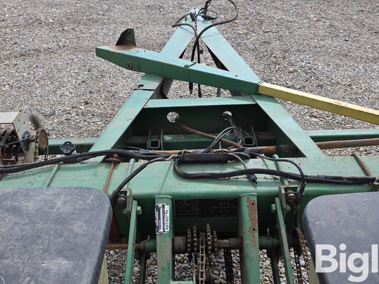 john-deere-7000-image-19
