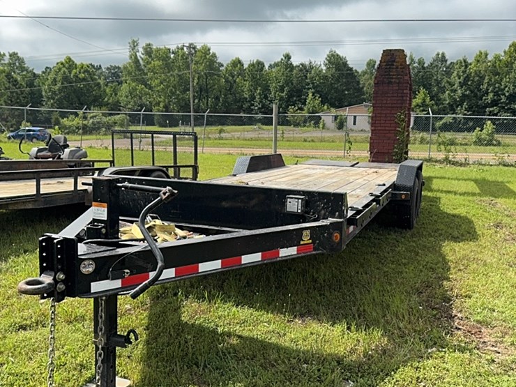 2023-load-trail-trailer-image-1