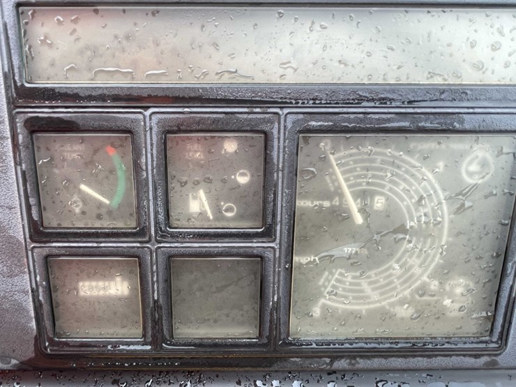 case-ih-3230-image-20